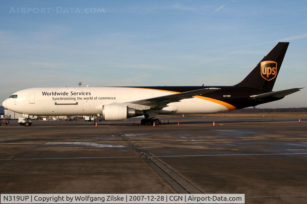 N319UP, 1997 Boeing 767-34AF C/N 27758, visitor