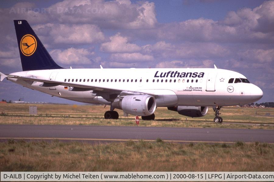 D-AILB, 1996 Airbus A319-114 C/N 610, Lufthansa flight arriving at Paris