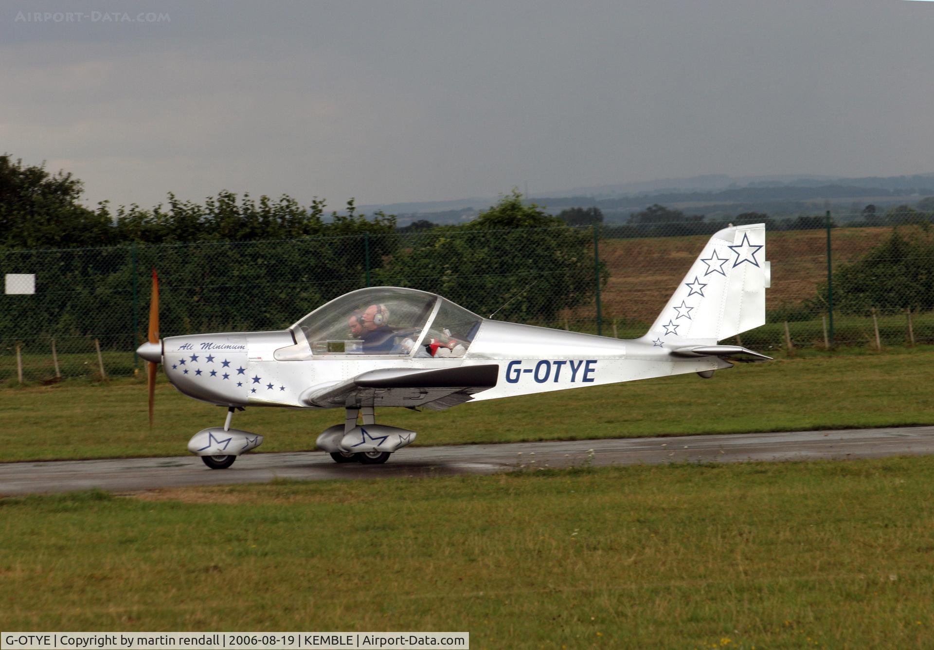 G-OTYE, 2002 Aerotechnik EV-97 Eurostar C/N PFA 315-13858, EUROSTAR