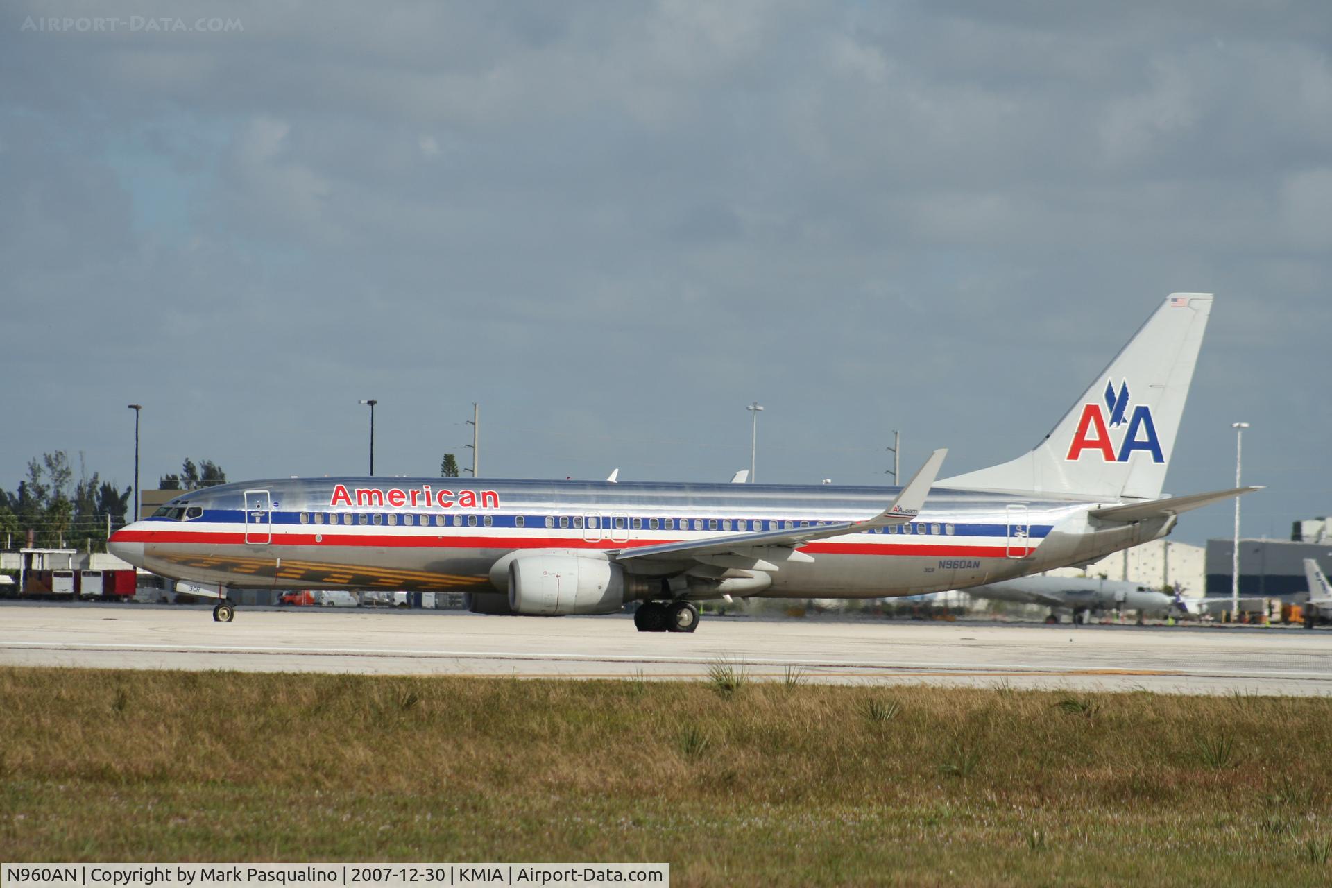 N960AN, 2001 Boeing 737-823 C/N 29542, Boeing 737-800