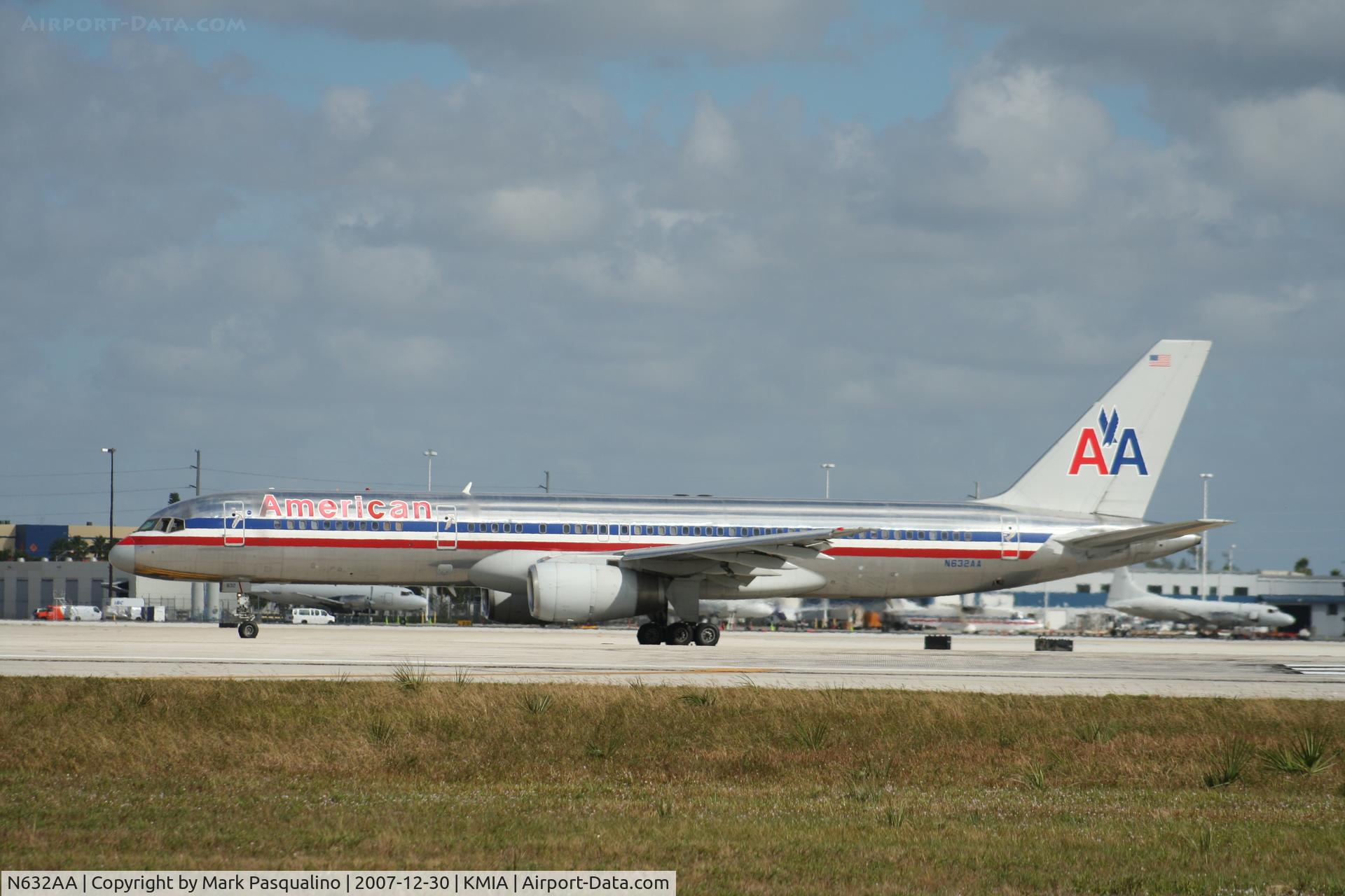 N632AA, 1990 Boeing 757-223 C/N 24590, Boeing 757-200