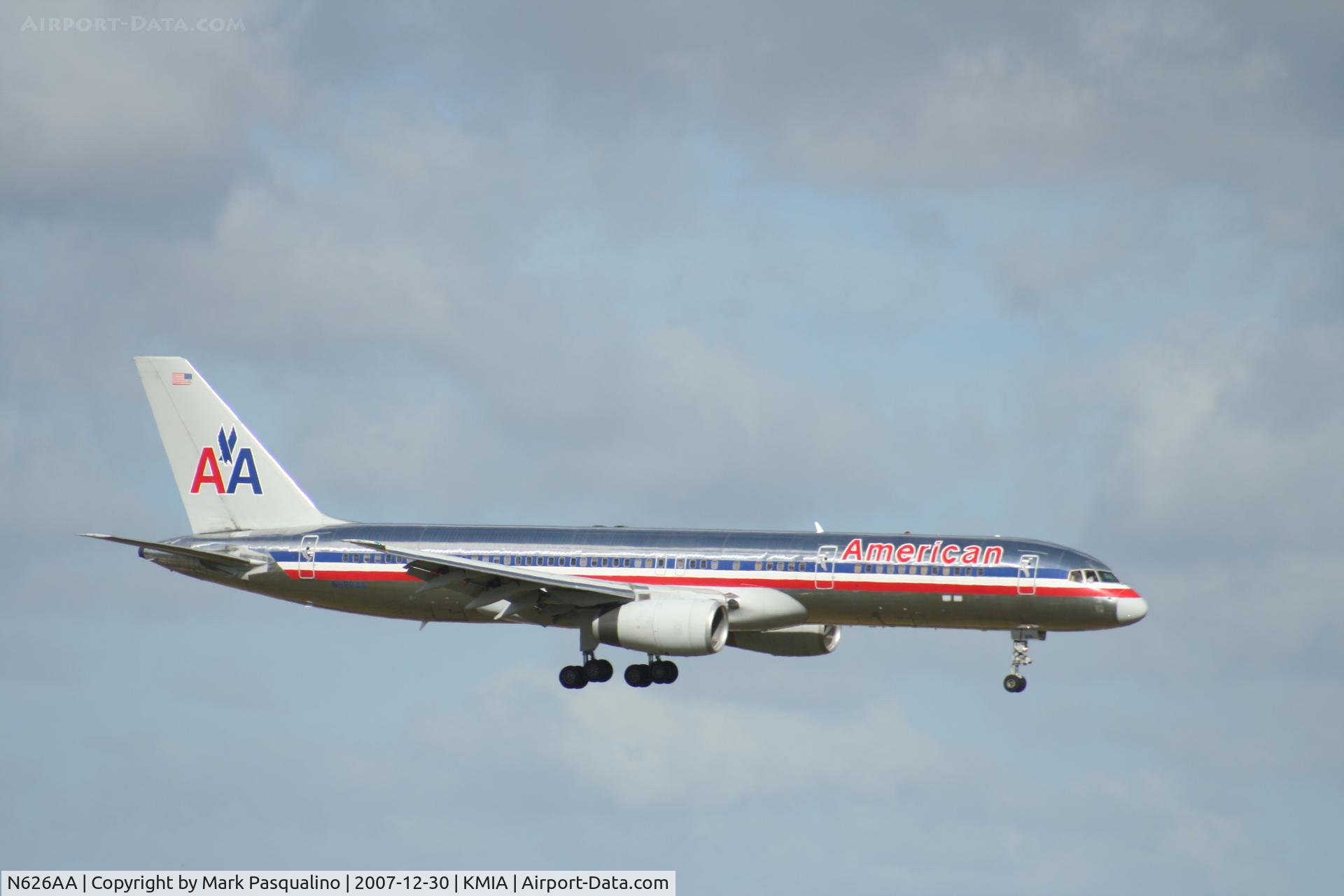 N626AA, 1990 Boeing 757-223 C/N 24584, Boeing 757-200