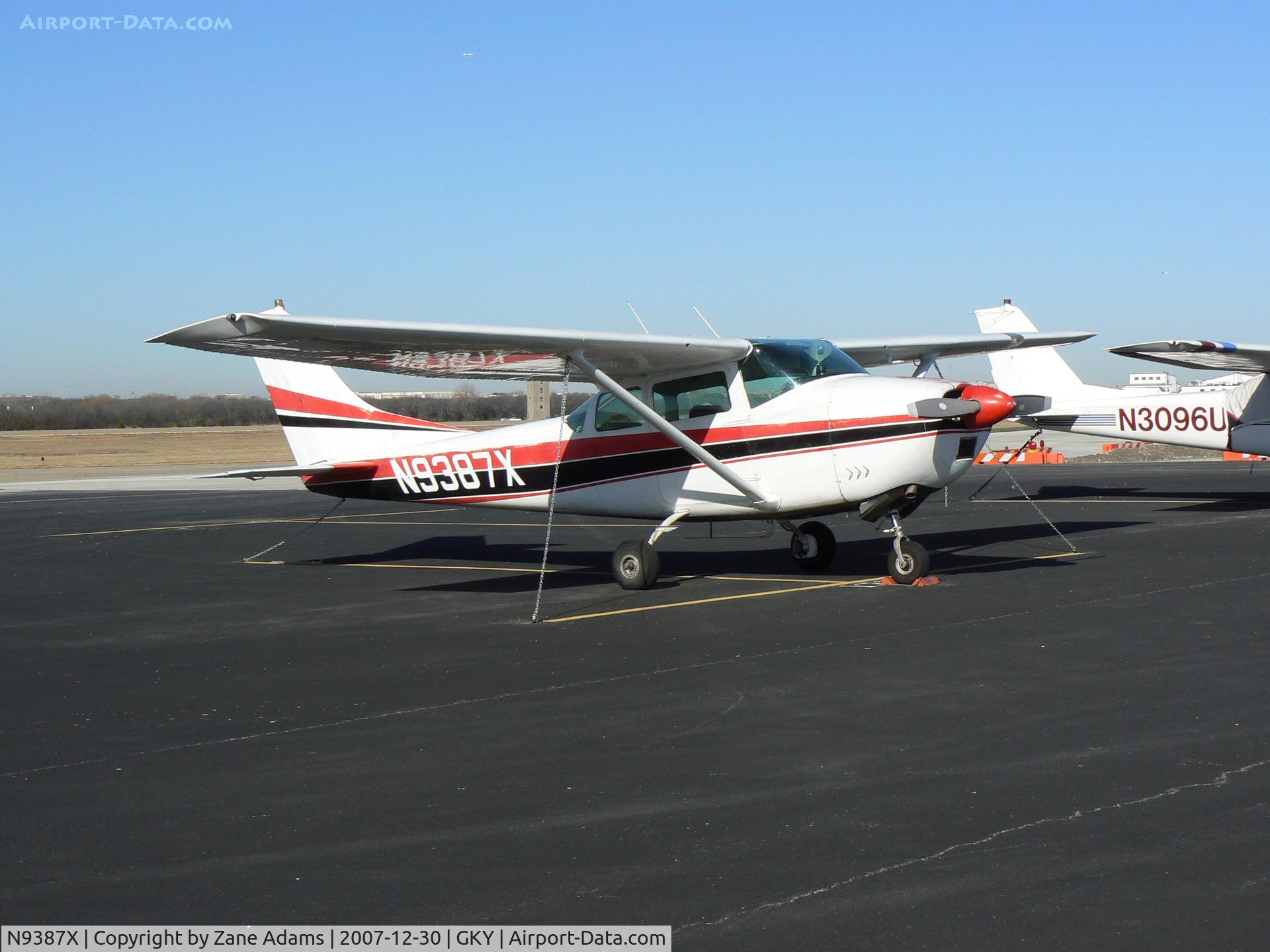 N9387X, 1962 Cessna 182E Skylane C/N 18253787, At Arlington