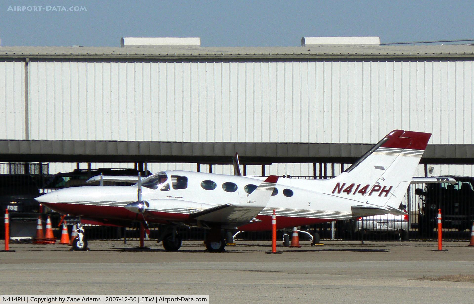 N414PH, 1979 Cessna 414A Chancellor C/N 414A0421, At Meacham Field