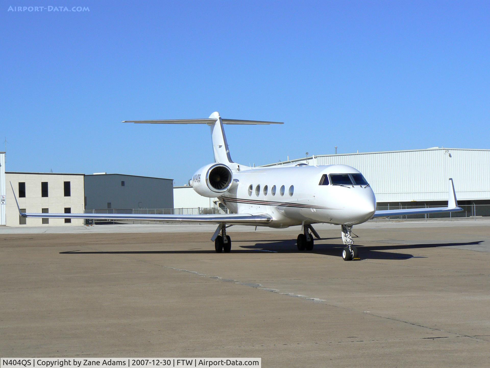 N404QS, 1996 Gulfstream Aerospace G-IV C/N 1304, At Meacham Field