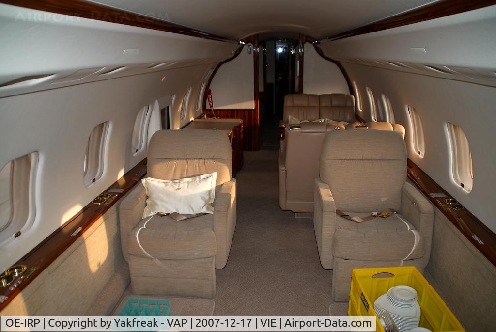 OE-IRP, 2001 Bombardier BD-700-1A10 Global Express XRS C/N 9106, Globalexpress