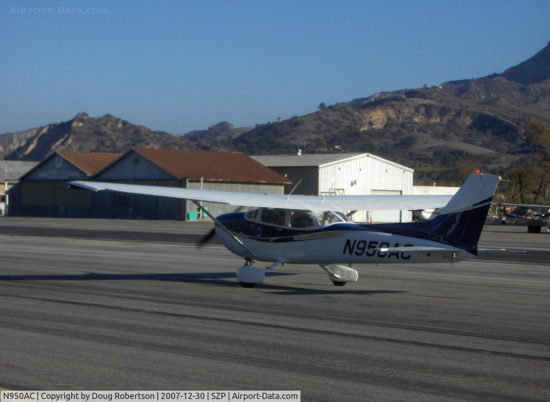 N950AC, 1983 Cessna 172P C/N 17276058, 1983 Cessna 172, Lycoming O-320-D2J 160 Hp, taxi to Rwy 22