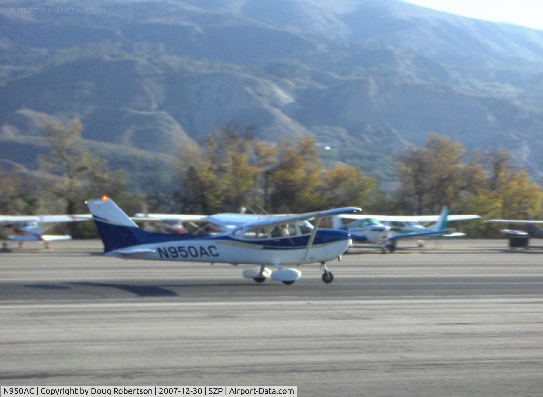 N950AC, 1983 Cessna 172P C/N 17276058, 1983 Cessna 172P, Lycoming O-320-D2J 160 Hp, takeoff roll Rwy 22