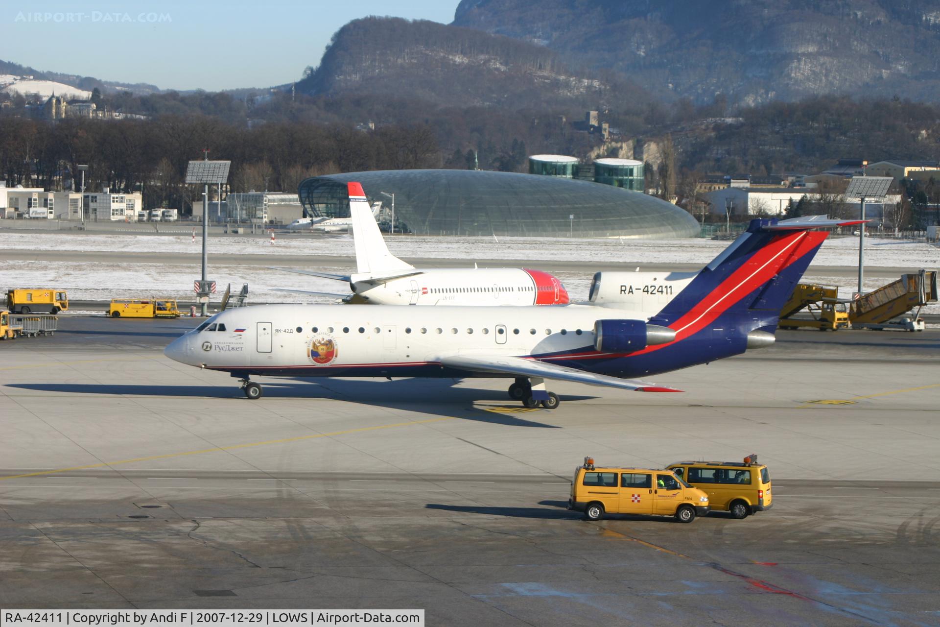 RA-42411, 1992 Yakovlev Yak-42D C/N 4520421219043, YAK 42-D Russian Defence Export