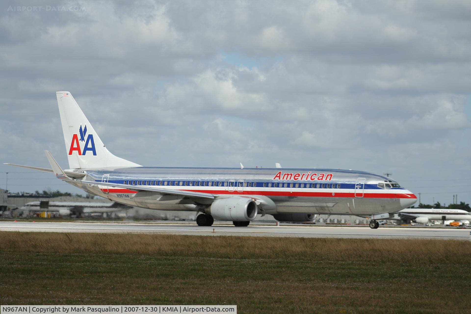 N967AN, 2001 Boeing 737-823 C/N 29545, Boeing 737-800