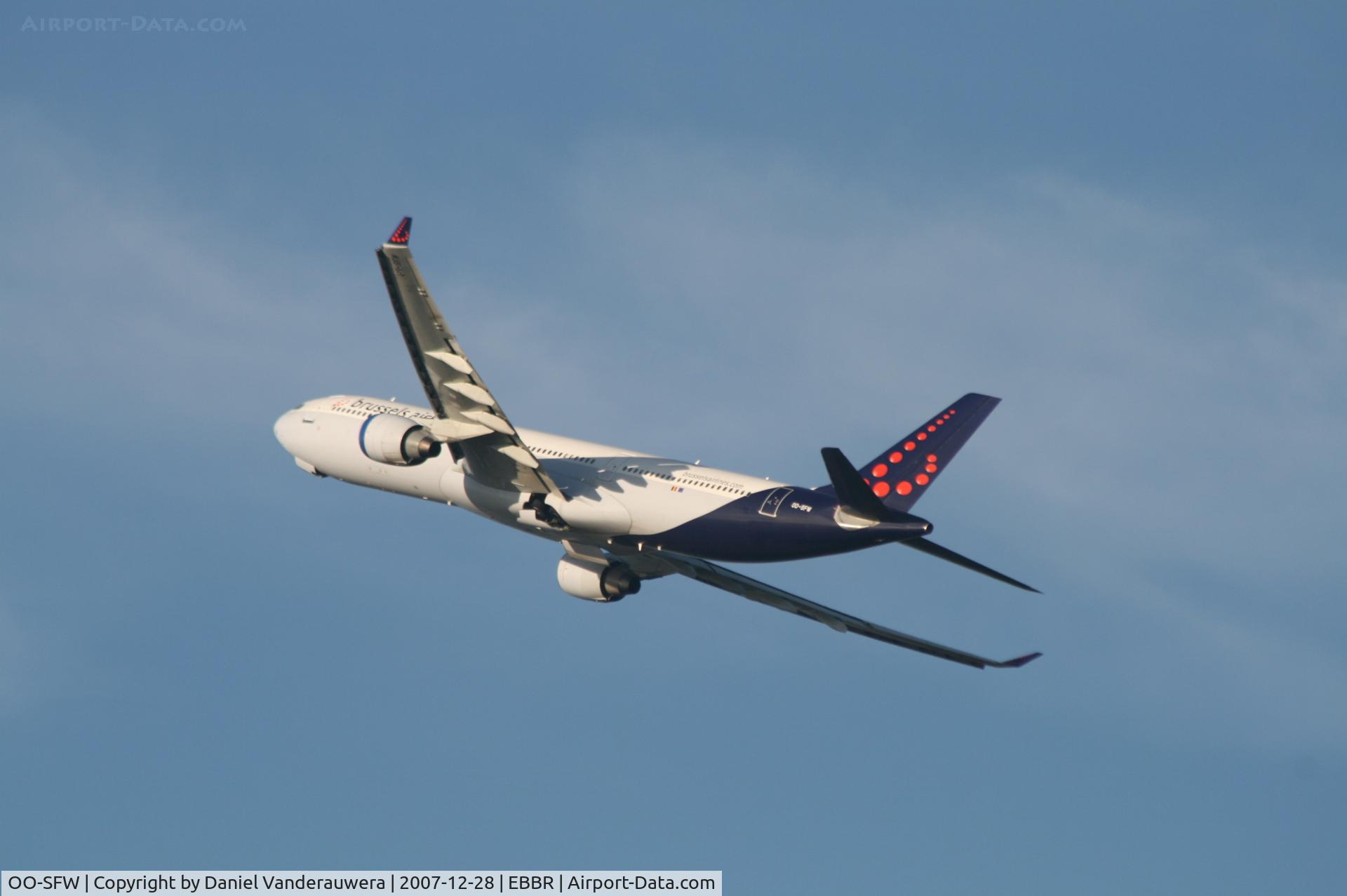 OO-SFW, 1994 Airbus A330-322 C/N 82, leaving Europe for Africa