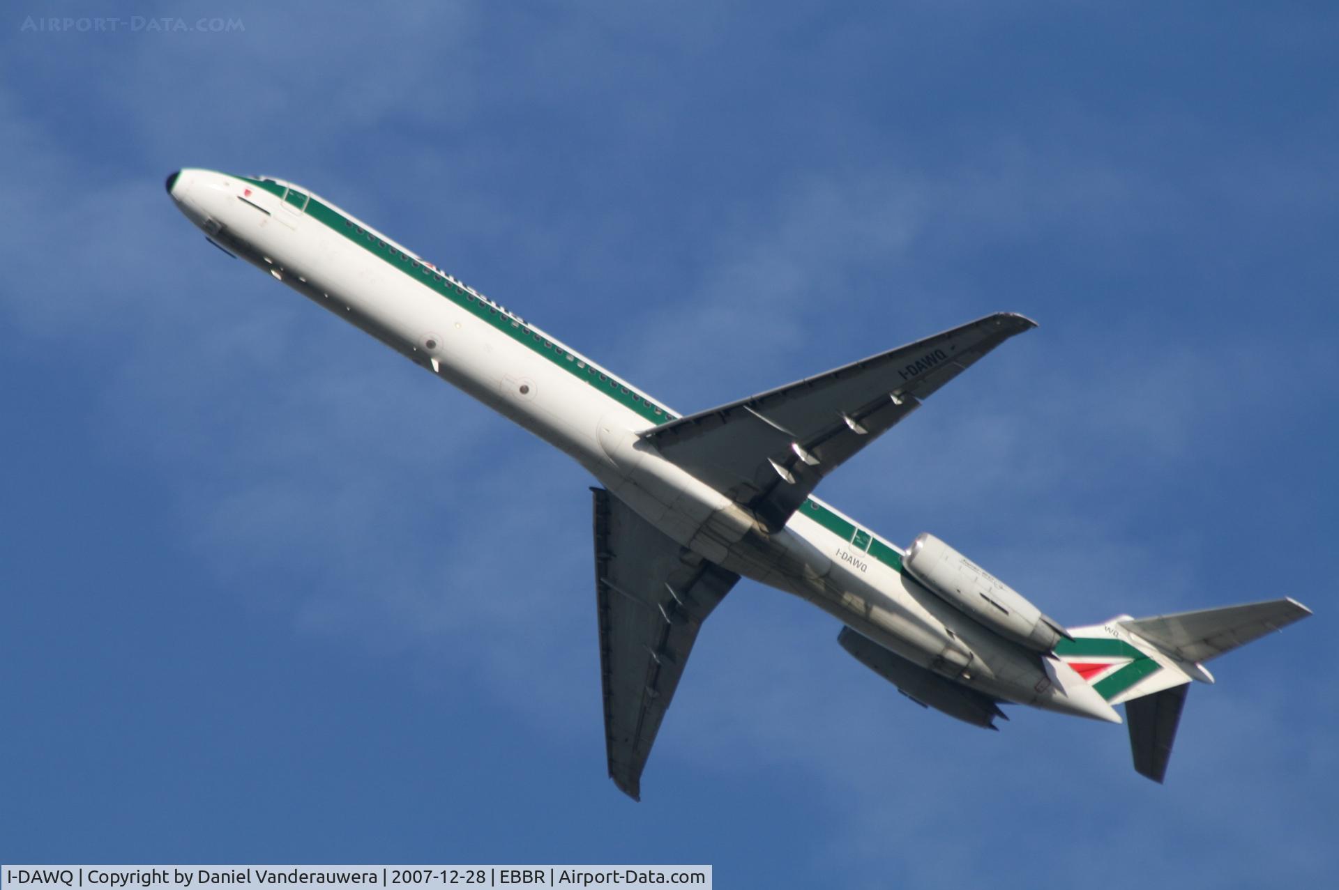 I-DAWQ, 1985 McDonnell Douglas MD-82 (DC-9-82) C/N 49207, taking off of flight AZ159 from rwy 25R