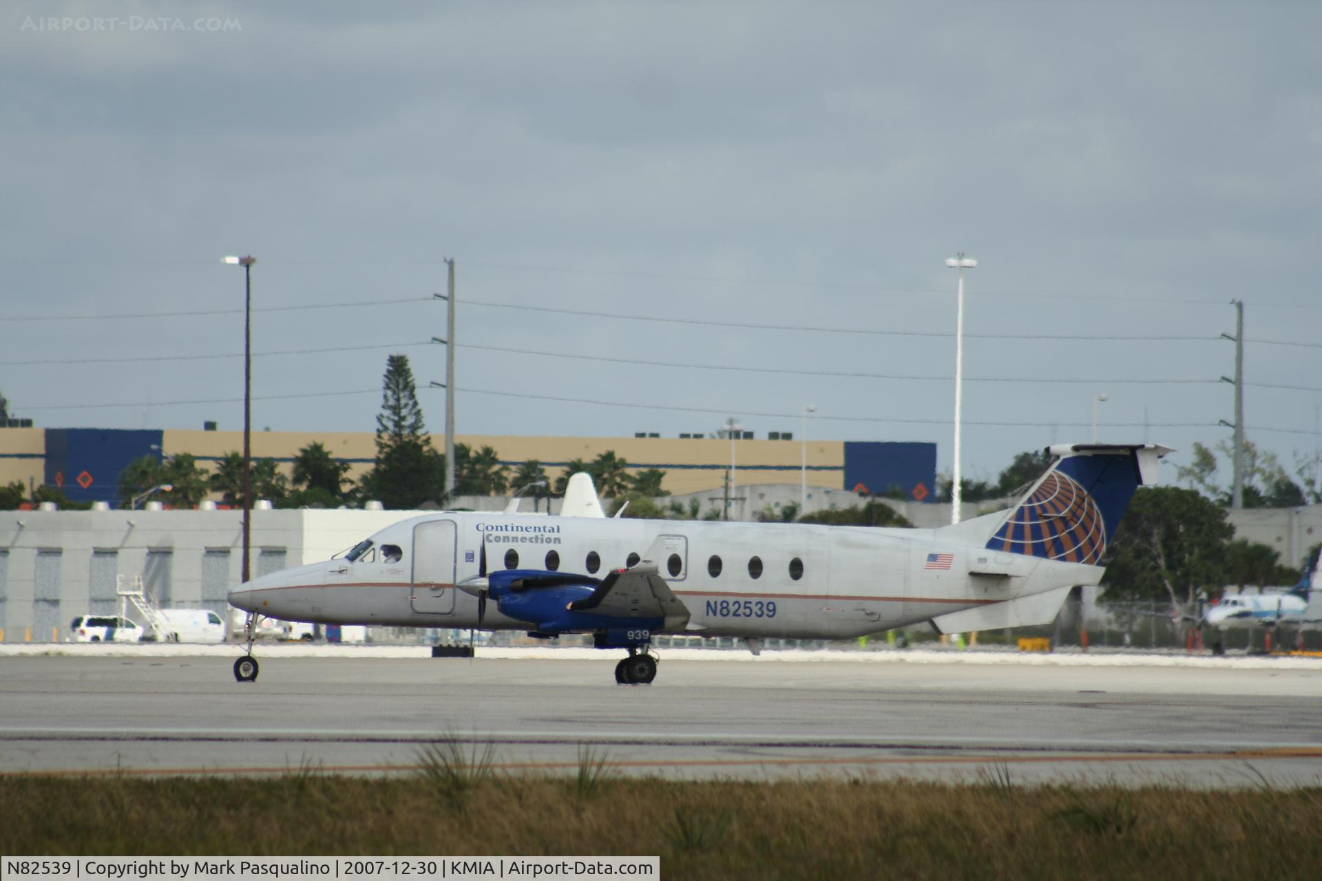 N82539, 1995 Beech 1900D C/N UE-168, Beech 1900D