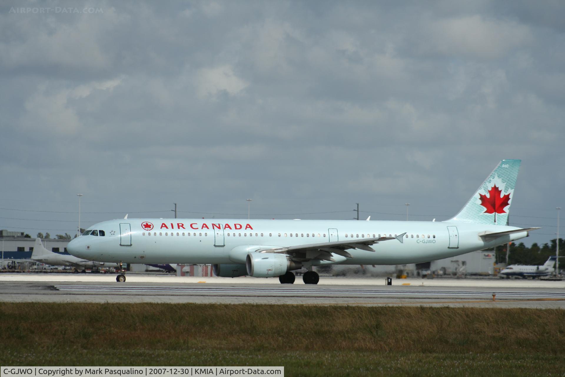 C-GJWO, 2002 Airbus A321-211 C/N 1811, Airbus A321