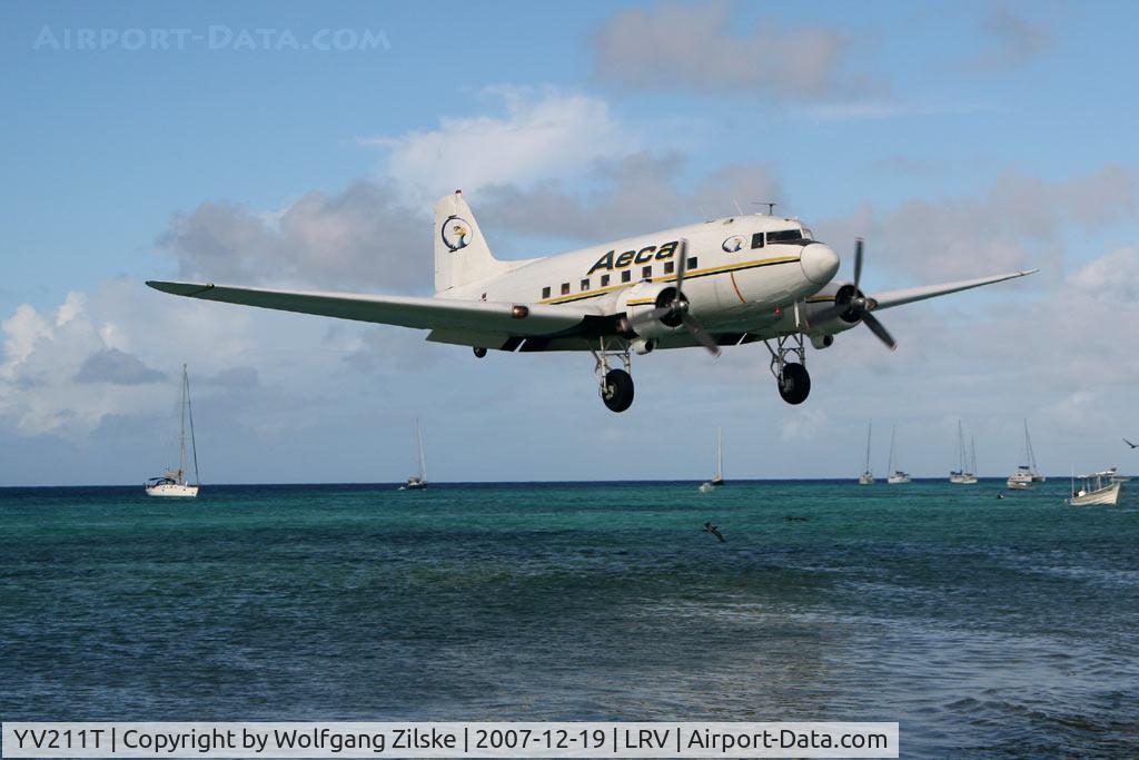 YV211T, 1943 Douglas C-47A-60-DL Skytrain C/N 10201, visitor
