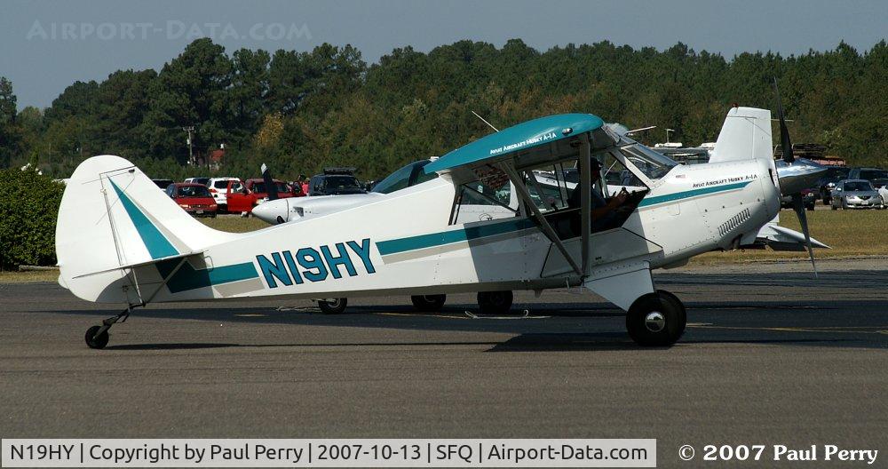N19HY, 1999 Aviat A-1A Husky C/N 1459, Short stop for fuel, and off again