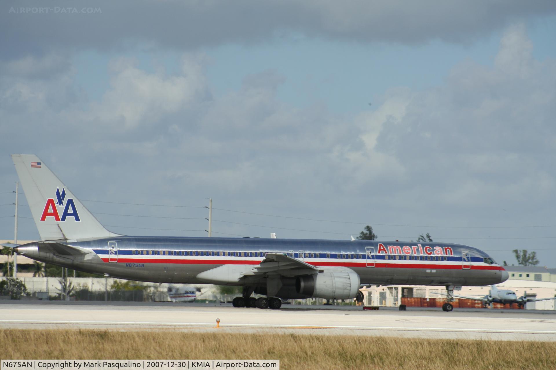 N675AN, 1998 Boeing 757-223 C/N 29425, Boeing 757-200