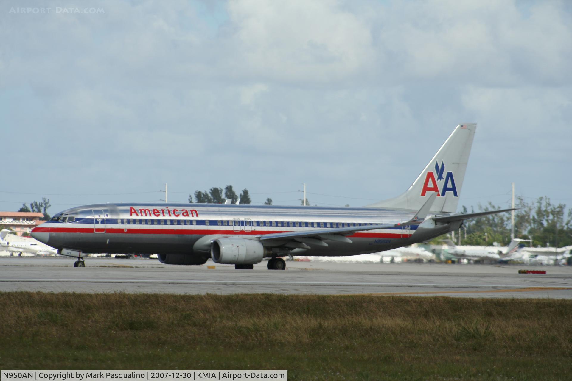 N950AN, 2000 Boeing 737-823 C/N 30087, Boeing 737-800