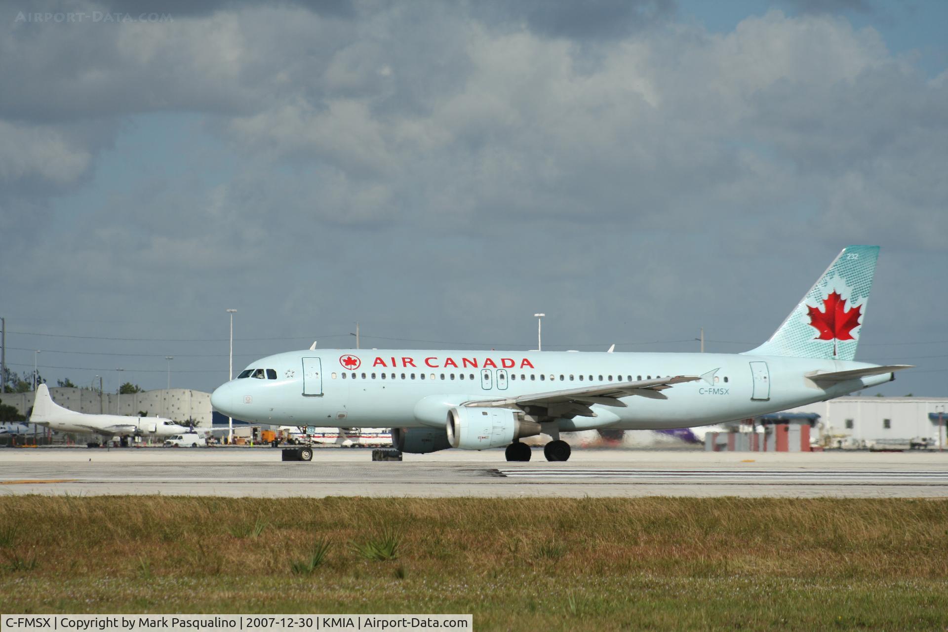 C-FMSX, 1992 Airbus A320-211 C/N 378, Airbus A320