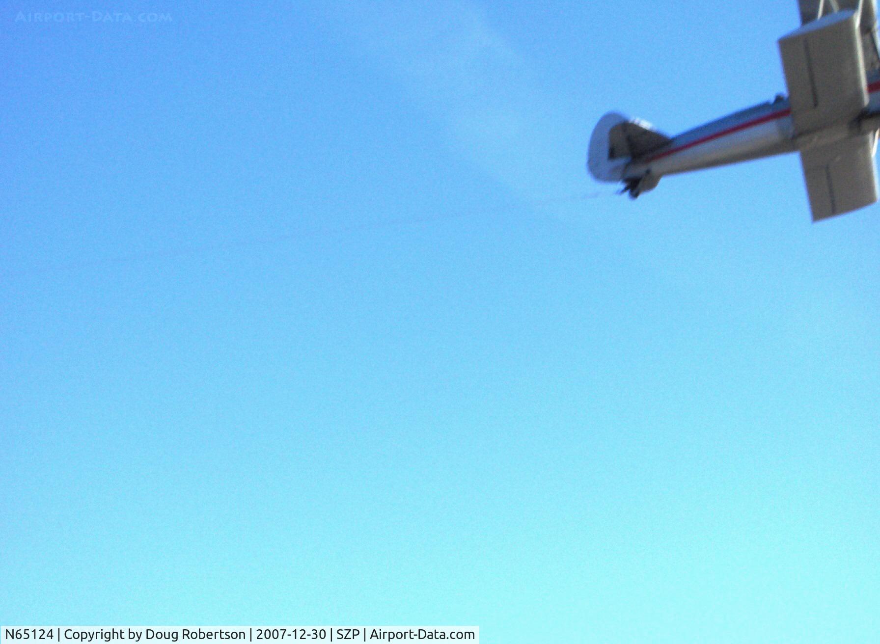 N65124, 1943 Boeing A75N1(PT17) C/N 75-1260, 1943 Boeing Stearman A75N1 (PT-17) 'Spirit of OPEC', P&W R-985 450 Hp (by Jacobs), towline to N6230L glider on takeoff from Rwy 22