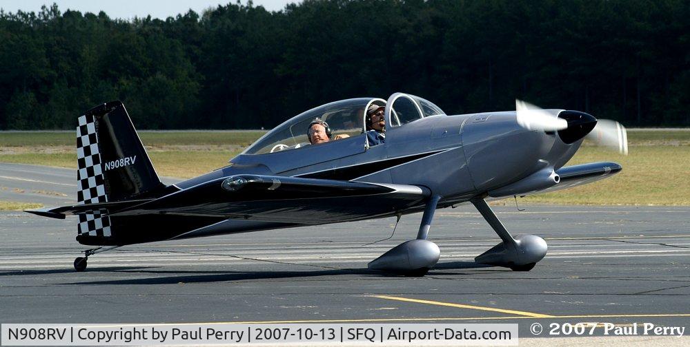 N908RV, 2006 Vans RV-8 C/N 82002, Making her way off the ramp