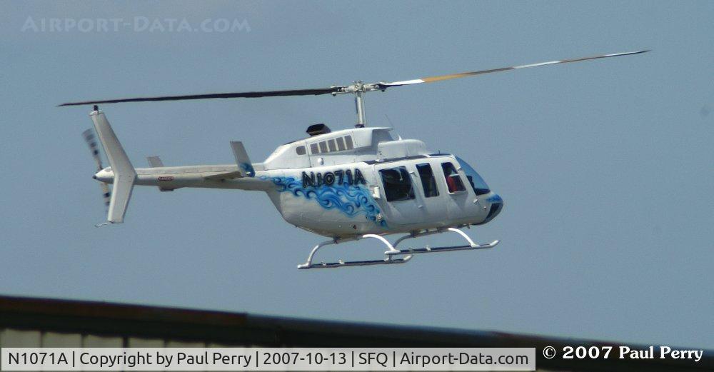 N1071A, 1979 Bell 206L-1 LongRanger II C/N 45340, Landing again.  Unfortunately, the pilot was intoxicated during the flights.  No one was hurt, but many were endangered