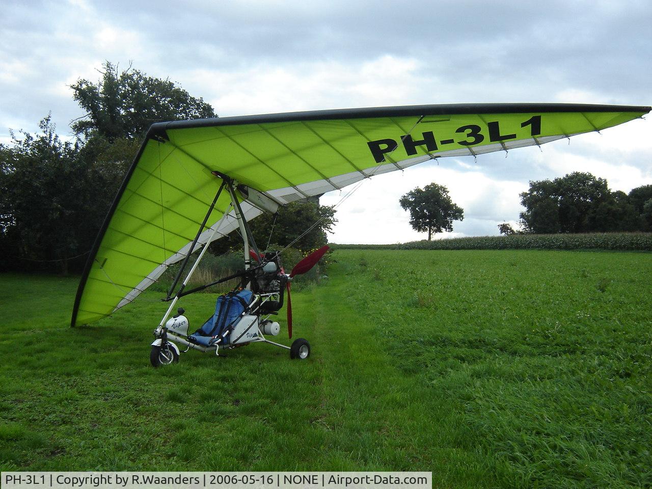 PH-3L1, ASO Viper Hazard 15 C/N VIII 12070503, trike ready to start