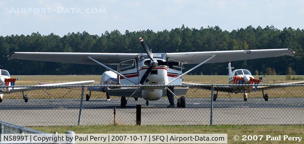 N5899T, 1965 Cessna 185D Skywagon C/N 1850799, Just parked and opened up