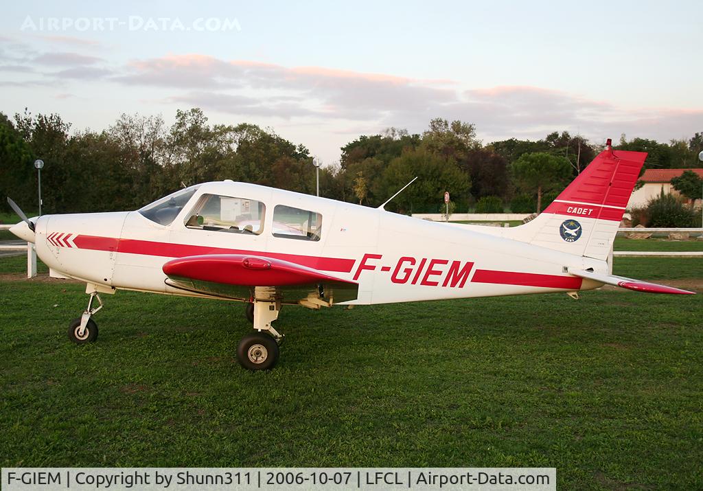 F-GIEM, Piper PA-28-161 Warrior II C/N 28-41267, Parked at the airfield