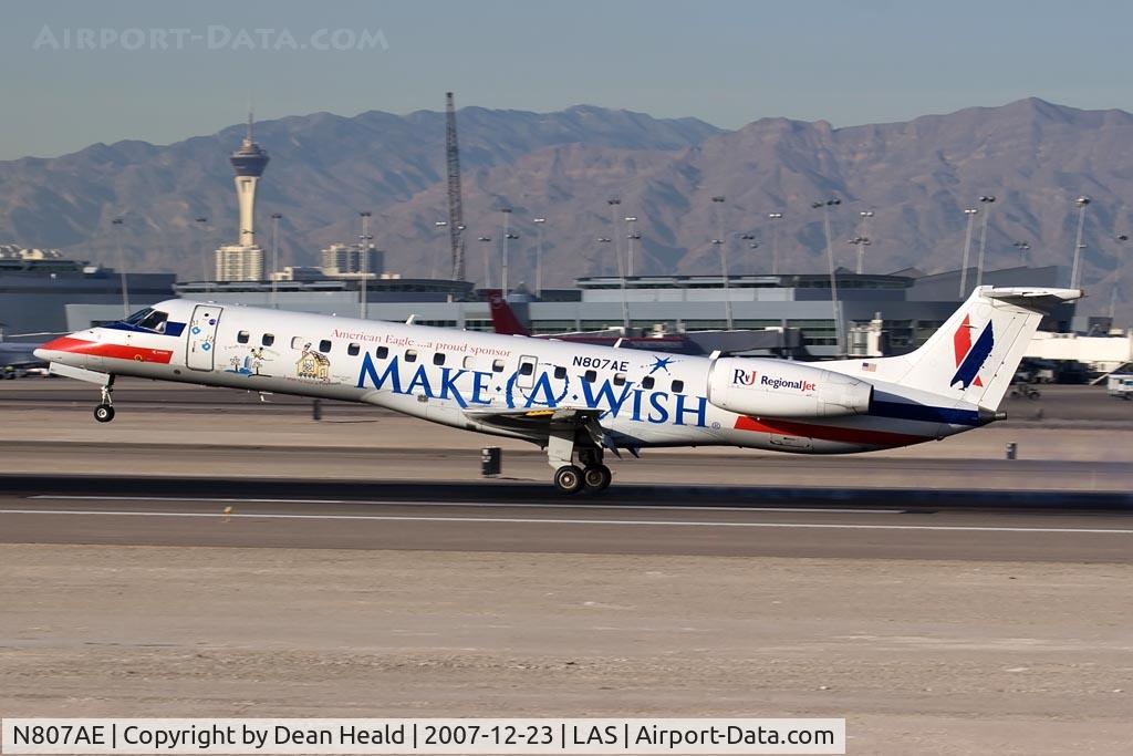 N807AE, 2001 Embraer ERJ-140LR (EMB-135KL) C/N 145506, American Eagle N807AE 