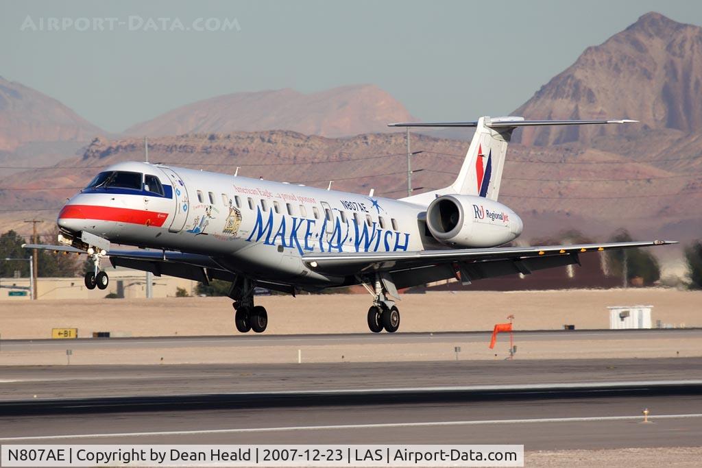 N807AE, 2001 Embraer ERJ-140LR (EMB-135KL) C/N 145506, American Eagle N807AE 