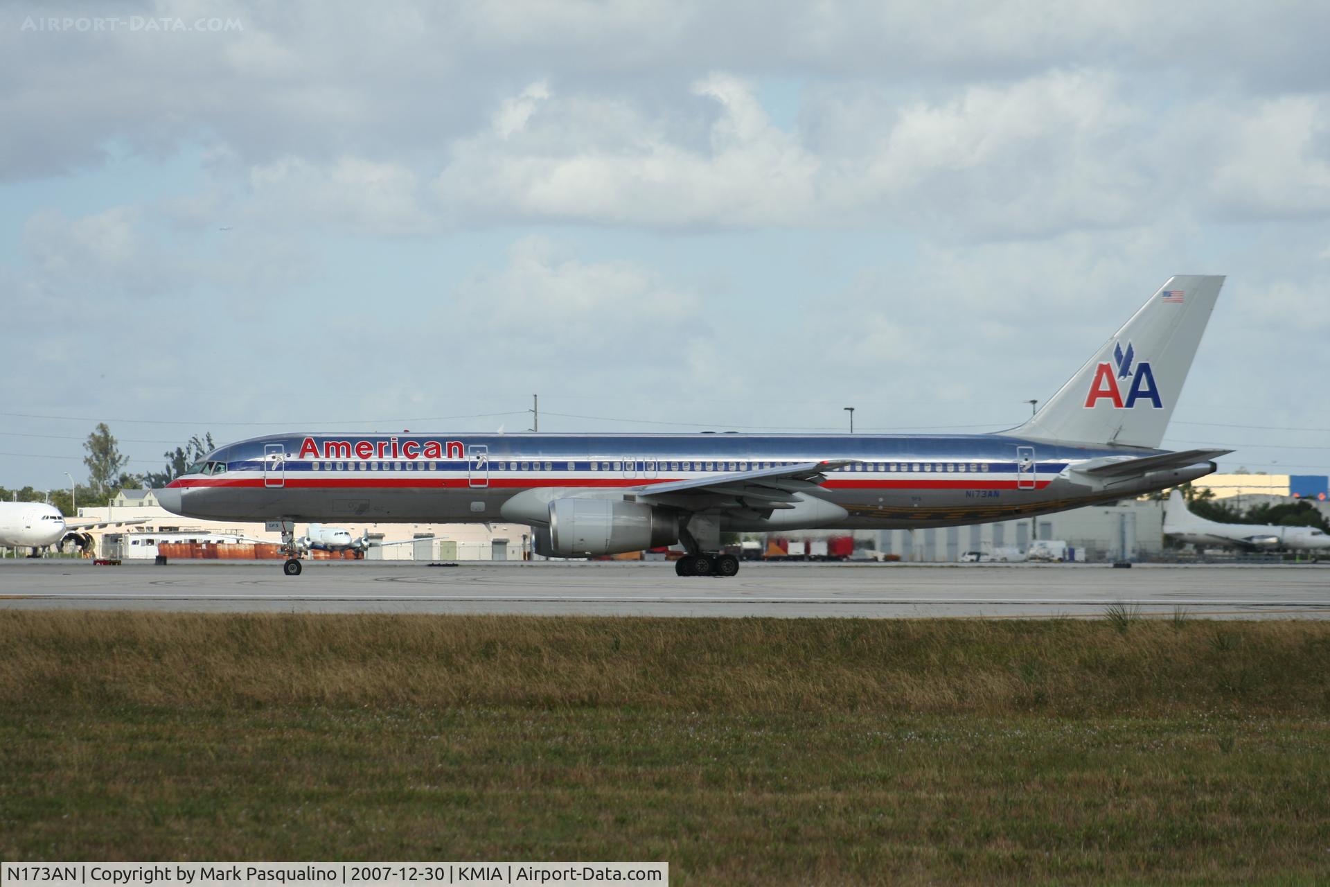 N173AN, 2002 Boeing 757-223 C/N 32399, Boeing 757-200