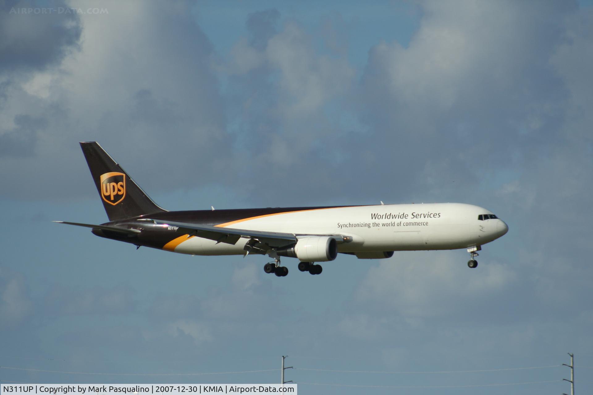 N311UP, 1996 Boeing 767-34AF C/N 27741, Boeing 767-300F