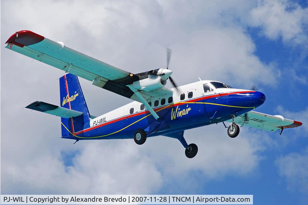 PJ-WIL, 1973 De Havilland Canada DHC-6-300 Twin Otter C/N 358, de Haviland Canada DHC-6-300 Twin Otter at St. Maarten
