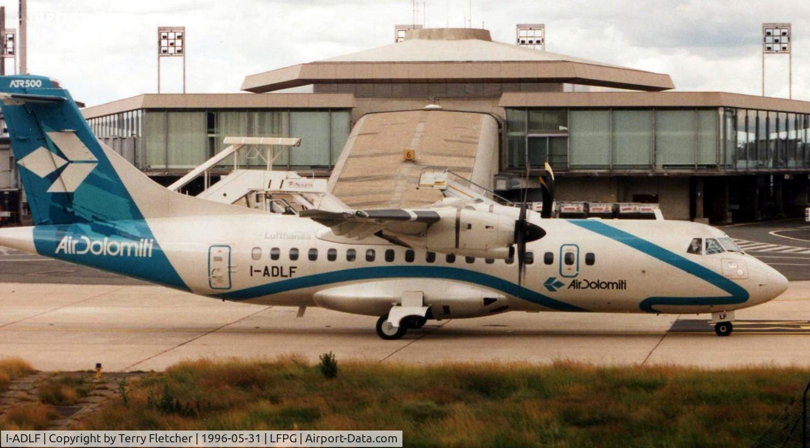 I-ADLF, 1995 ATR 42-500 C/N 462, Air Dolomiti's ATR42-500 c/n 462 taxying at Paris CDG