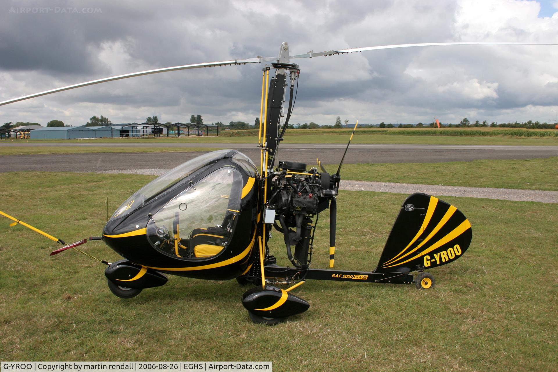 G-YROO, 2002 RAF 2000 GTX SE C/N PFA G/13-1341, RAF 2000