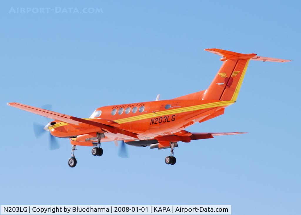 N203LG, 1981 Beech B200 King Air C/N BB-926, Final Approach to 17L (Flight for Life)