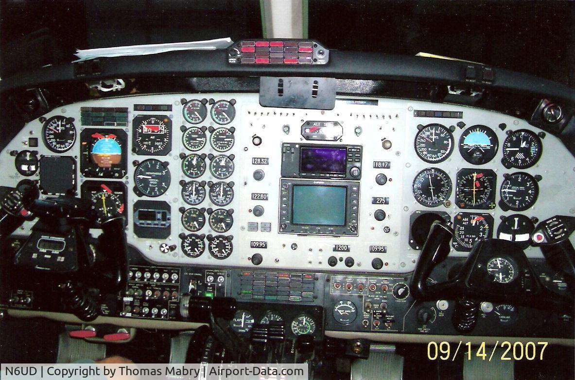 N6UD, 1982 Beech 200 C/N BB-1055, KRUQ