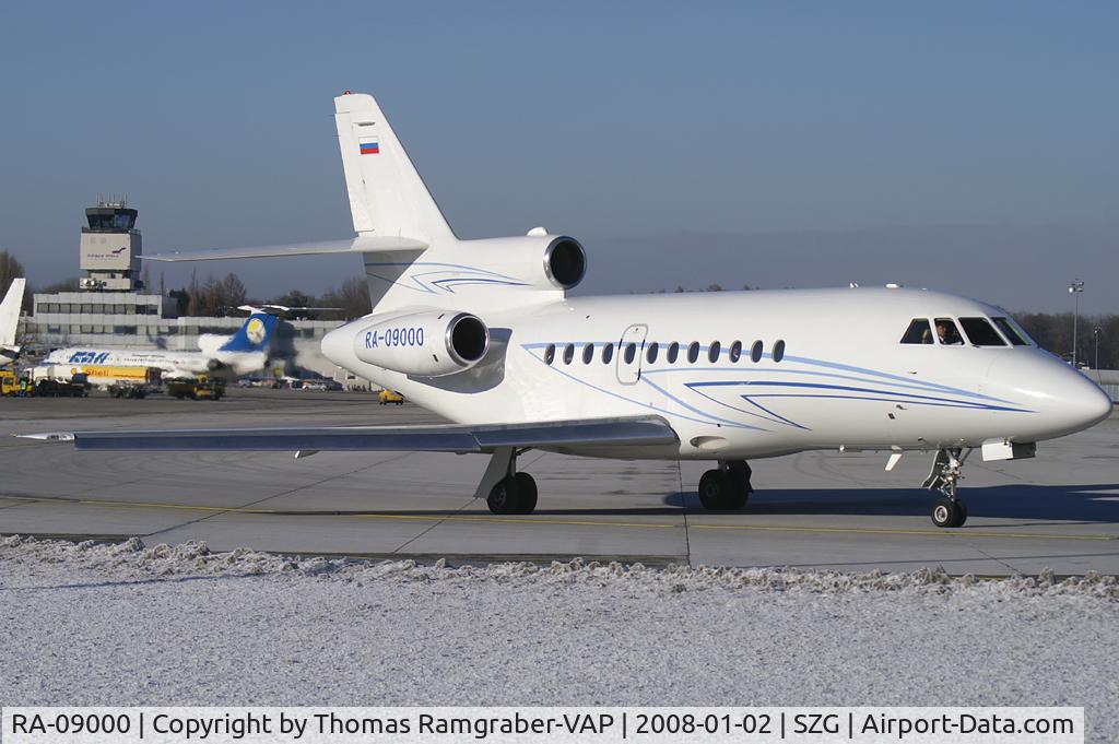 RA-09000, 1992 Dassault Falcon 900B C/N 118, Gazpromavia Dassault Falcon 900