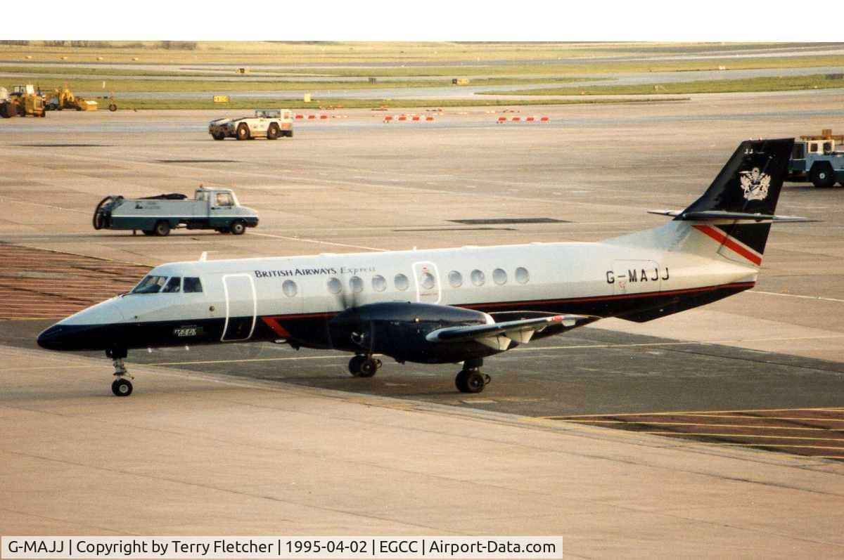 G-MAJJ, 1993 British Aerospace Jetstream 41 C/N 41024, British Airways Jetstream 4100 taxies onto stand at Manchester in 1995