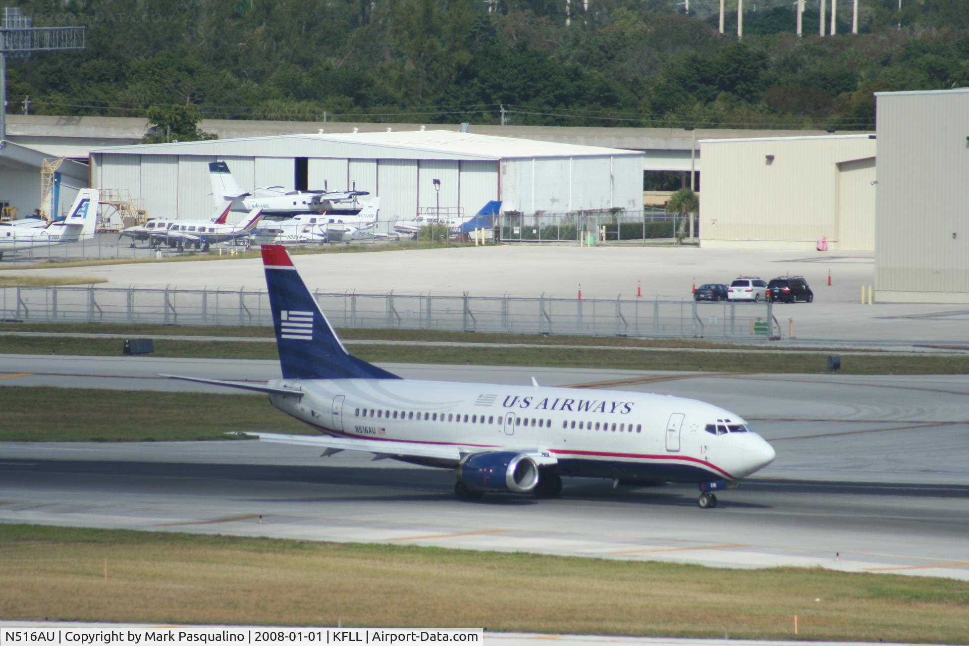 N516AU, 1987 Boeing 737-3B7 C/N 23702, Boeing 737-300