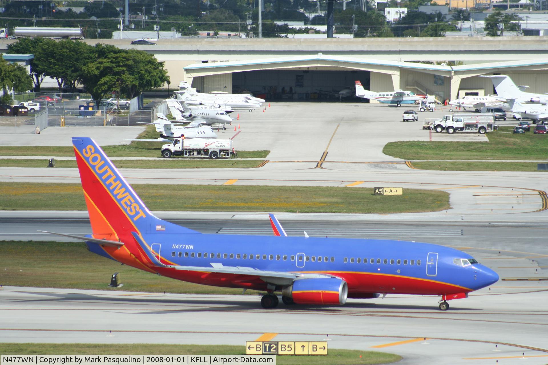 N477WN, 2004 Boeing 737-7H4 C/N 33988, Boeing 737-700
