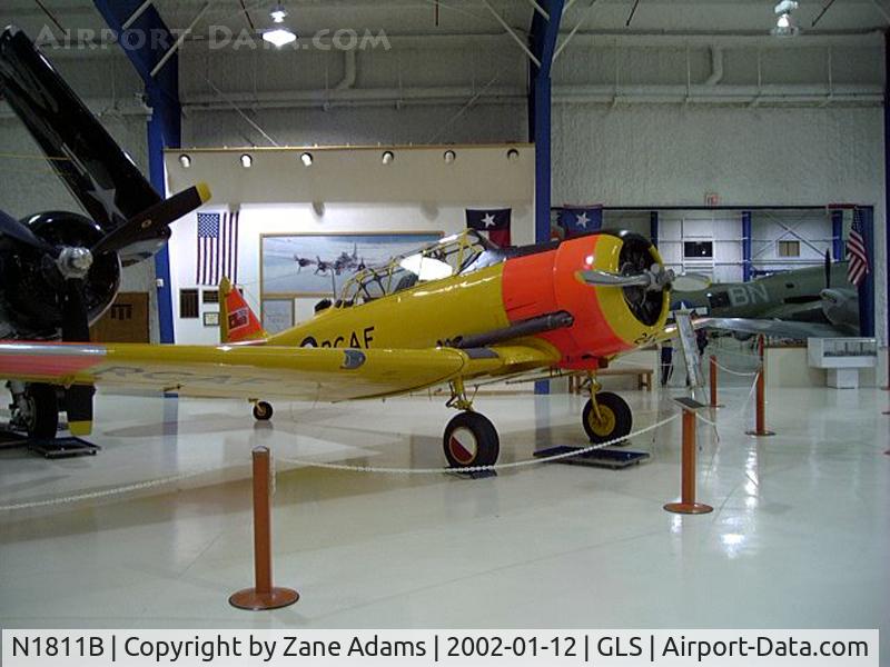 N1811B, 1952 North American Harvard 4 C/N 20247, At Lone Star Flight Museum