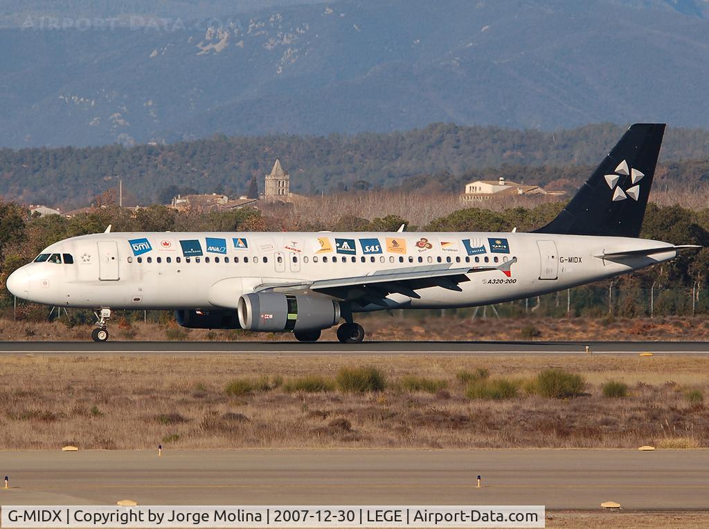 G-MIDX, 2000 Airbus A320-232 C/N 1177, Landing RWY 20 of GRO.