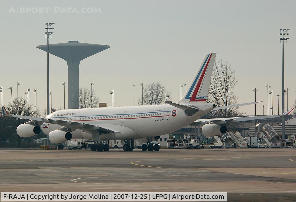 F-RAJA, 1995 Airbus A340-212 C/N 075, Parked in the private sector of CDG.