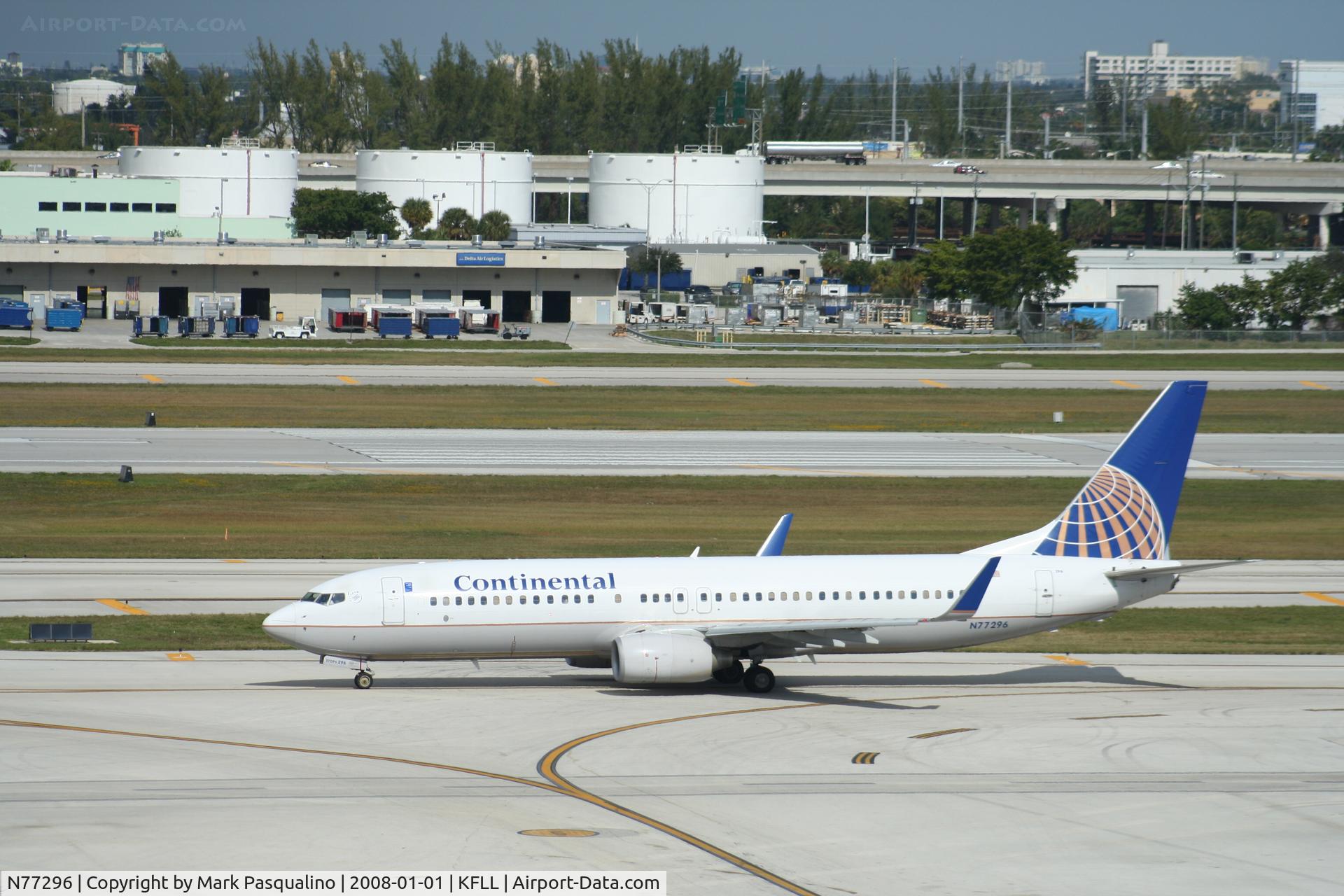 N77296, 2005 Boeing 737-824 C/N 34002, Boeing 737-800