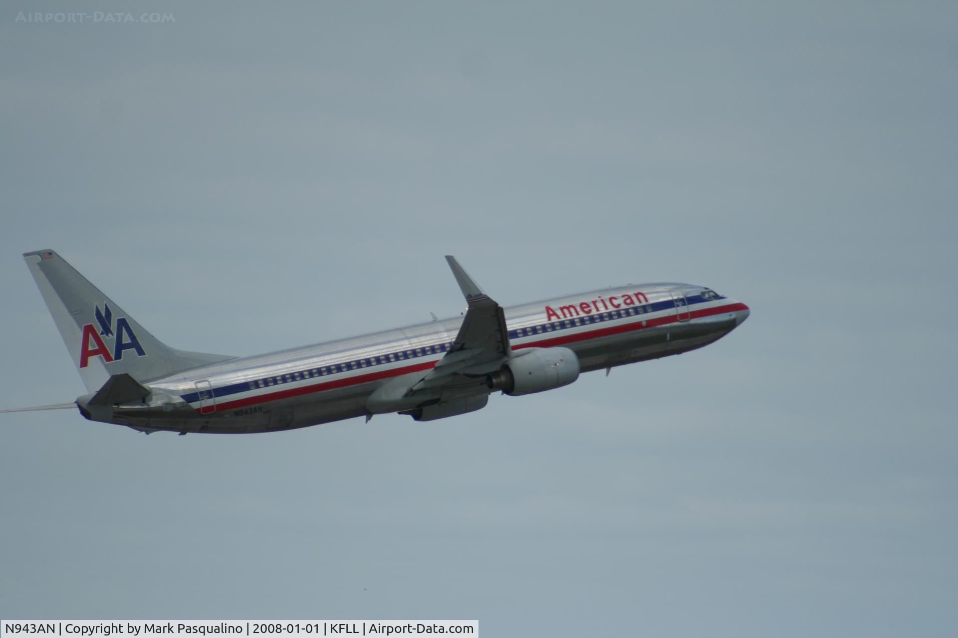 N943AN, 2000 Boeing 737-823 C/N 30599, Boeing 737-800