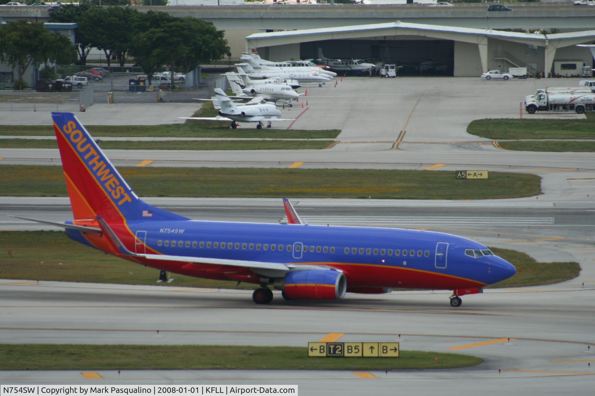 N754SW, 1999 Boeing 737-7H4 C/N 29849, Boeing 737-700