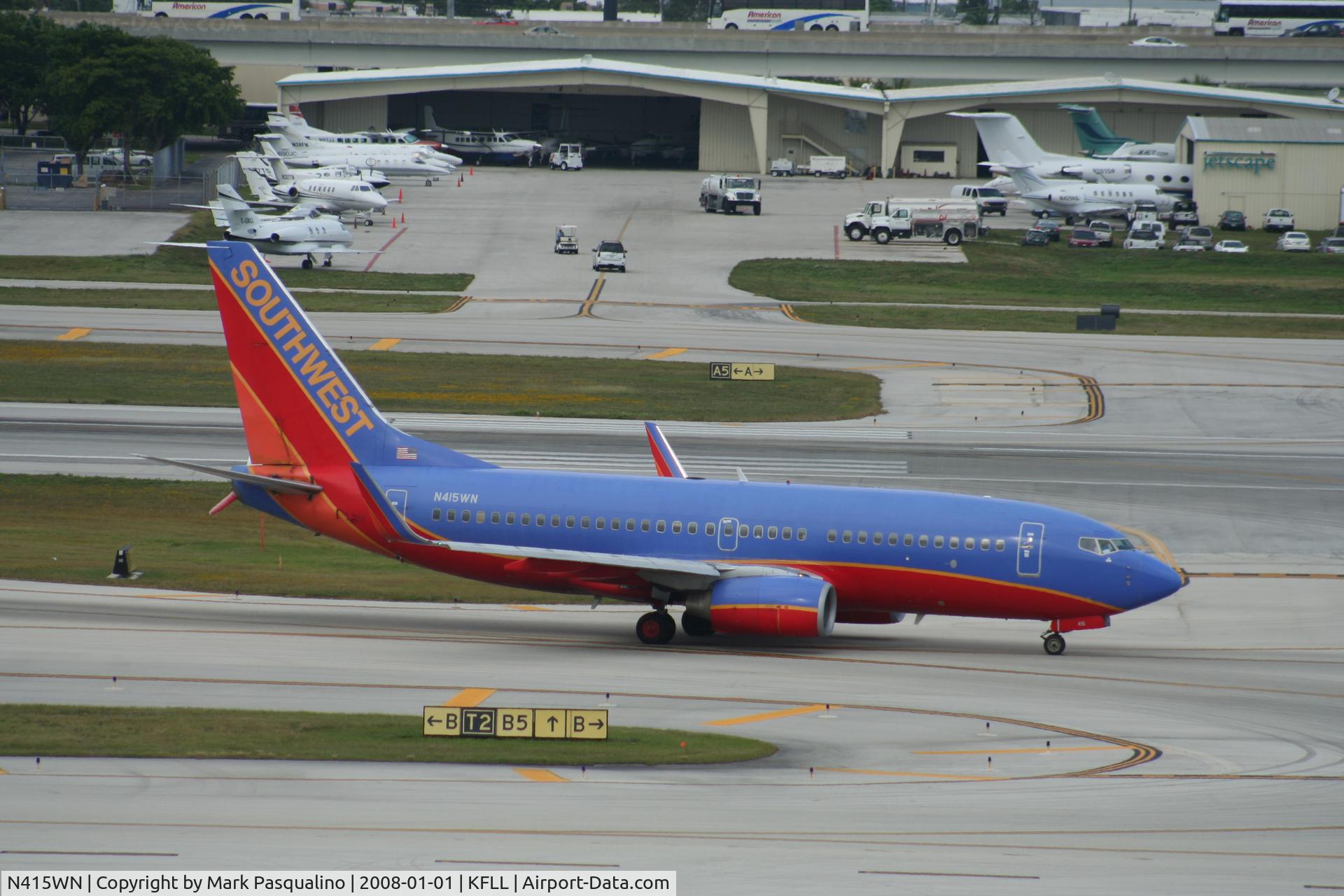 N415WN, 2001 Boeing 737-7H4 C/N 29836, Boeing 737-700