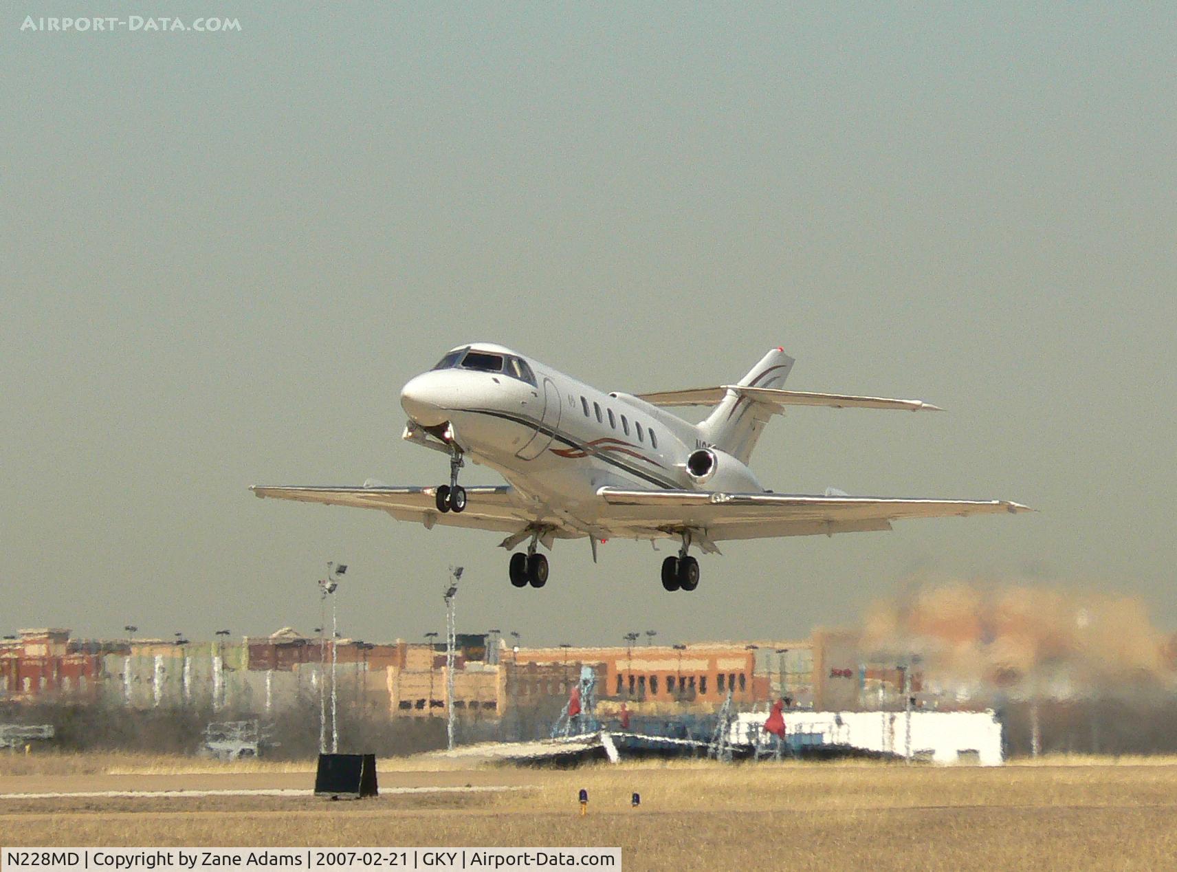 N228MD, 1976 Hawker Siddeley HS.125 Series 600A C/N 256037, Takeoff from Arlington Municipal - This airpakne was delivered to Nicarargua as AN-BPR and the private plane of Anastasio 